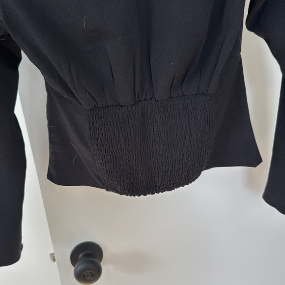 Abercrombie and Fitch Long Sleeve top in Black - Picture 4 of 4